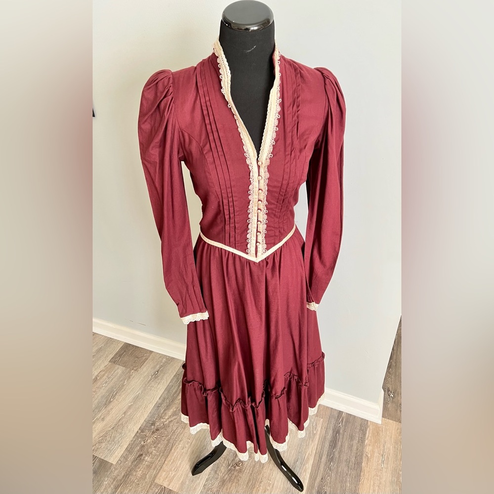 Vintage 1970s Gunne Sax by Jessica San Francisco Victorian Prairie Dress size 9